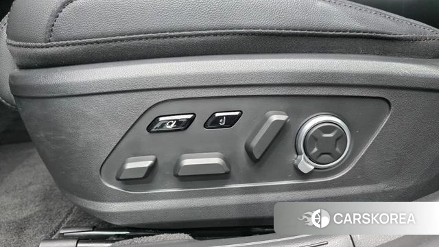Hyundai Grandeur (GN7) id 4281332 из Кореи 8