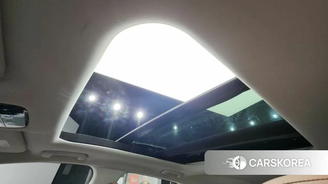 Hyundai Grandeur Hybrid (GN7) id 4382143 из Кореи 8