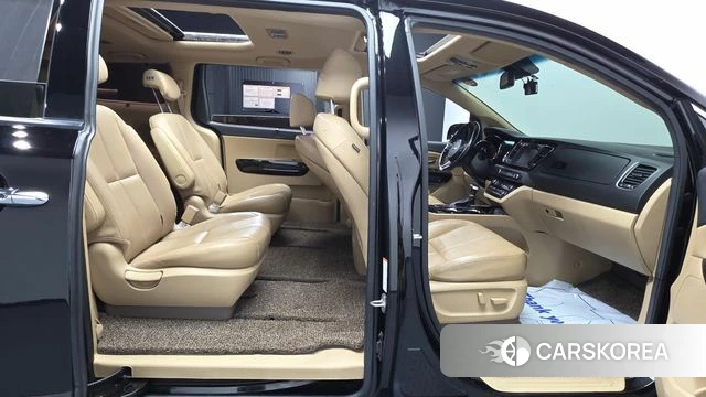 Kia The New Carnival id 4873518 из Кореи 8
