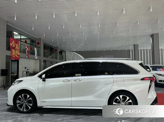 Toyota Grevia id 4263655 из Китая 8
