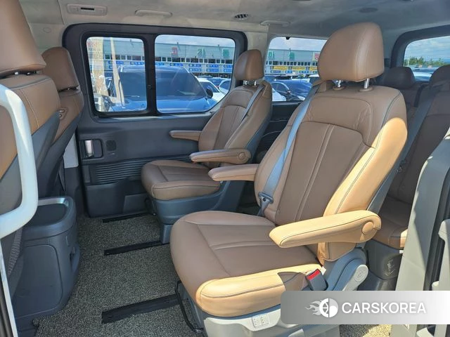 Hyundai Staria id 4322145 из Кореи 8