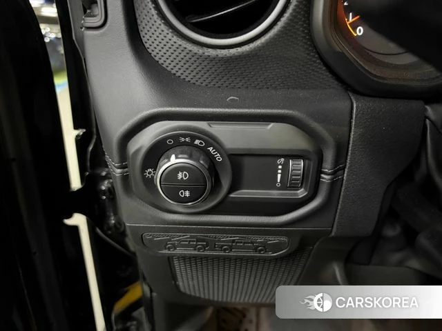 Jeep Wrangler (JL) id 4511057 из Кореи 8