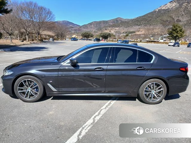 BMW 5 Series (G30) id 3982123 из Кореи 8