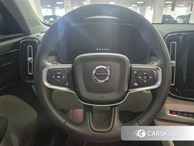 Volvo XC40 id 3715742 из Кореи 8