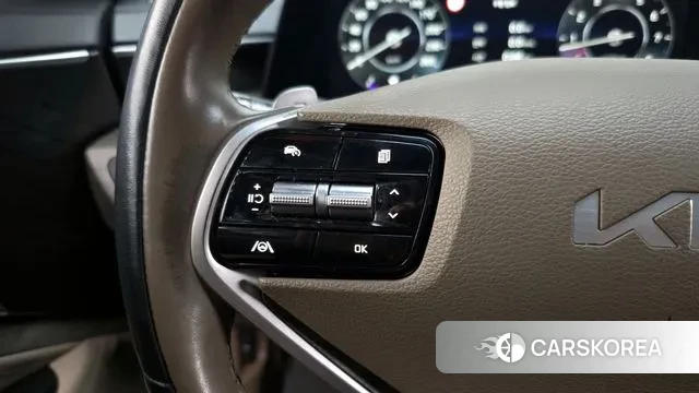 Kia K8 id 3770302 из Кореи 8