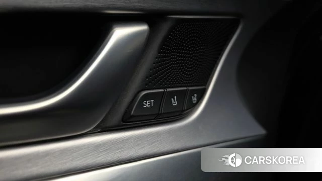 Genesis G70 id 4667549 из Кореи 8