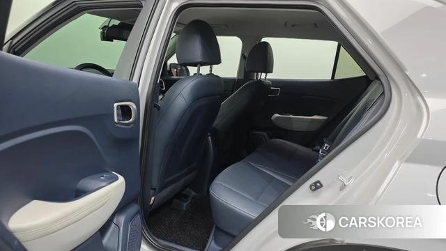 Hyundai Venue id 4711917 из Кореи 8