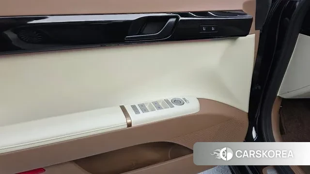 Hyundai Grandeur Hybrid (GN7) id 3431833 из Кореи 8