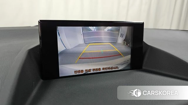 Lexus CT200h id 3899635 из Кореи 8