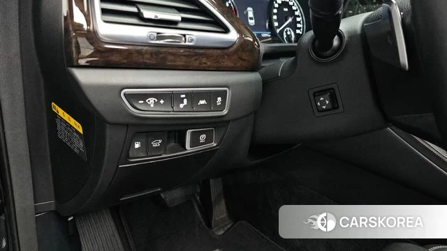 Genesis G90 id 4836875 из Кореи 8