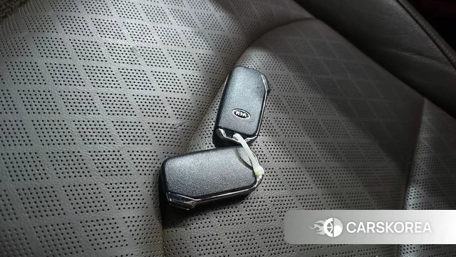Kia Come New K3 id 4620422 из Кореи 8