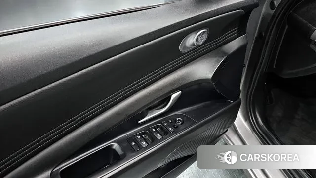 Hyundai Avante Hybrid (CN7) id 3401015 из Кореи 8