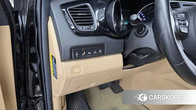 Kia The New Carnival id 4543154 из Кореи 7