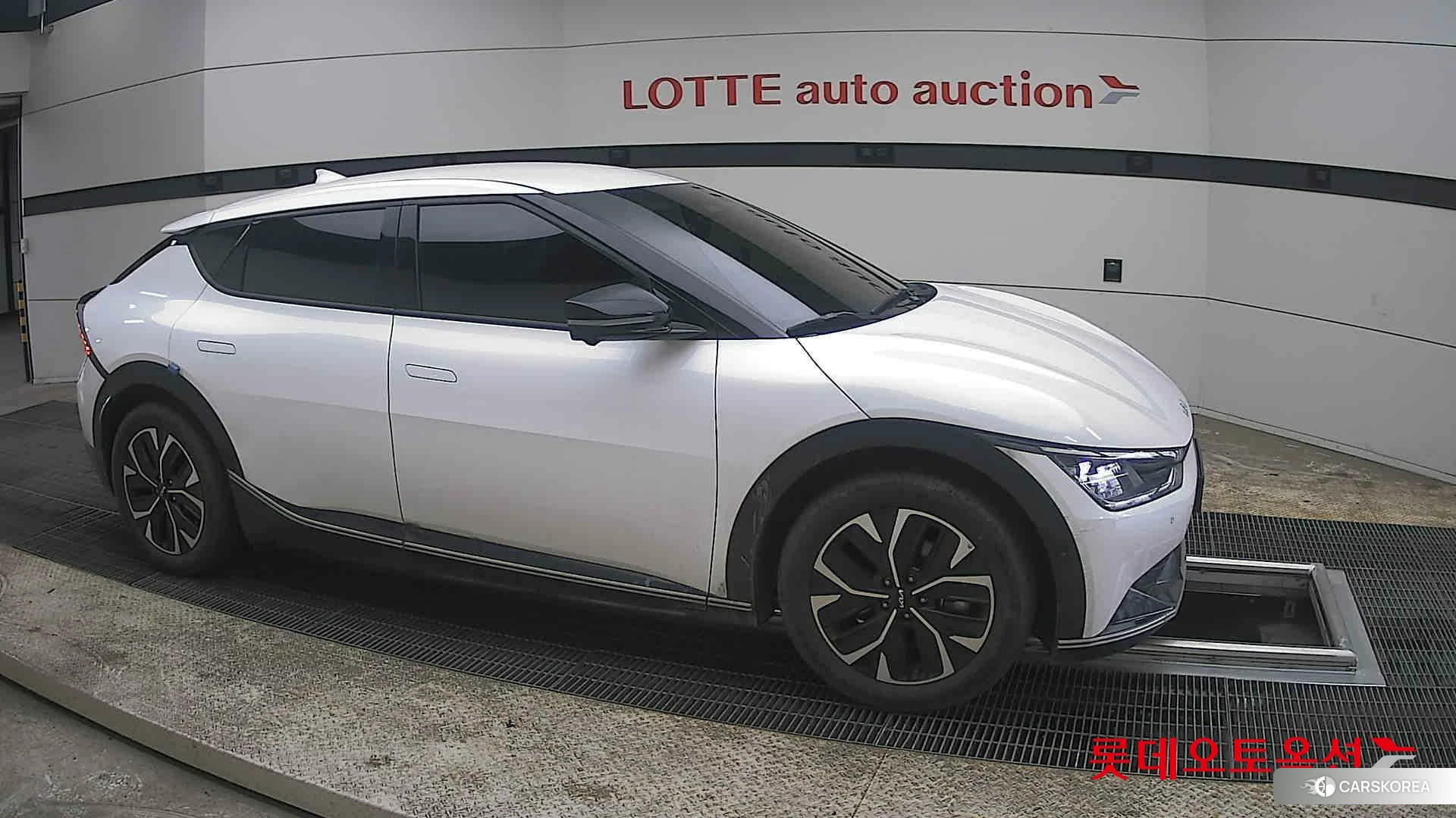 Kia EV6 id 3869403 из Кореи 8