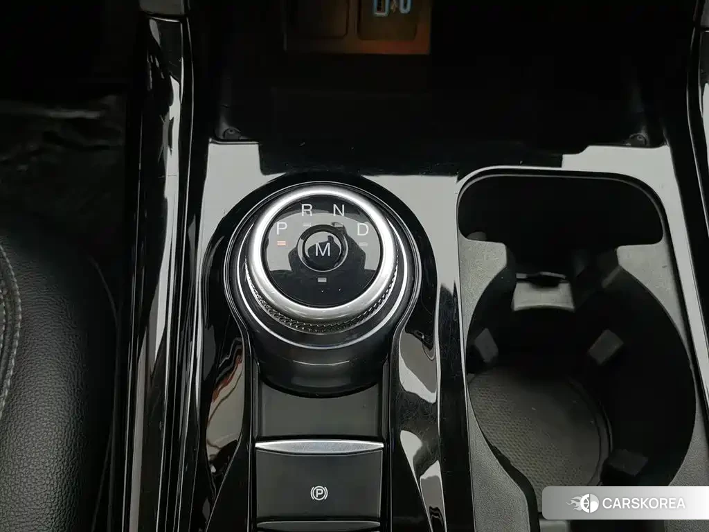 Ford Explorer id 4589225 из Китая 8