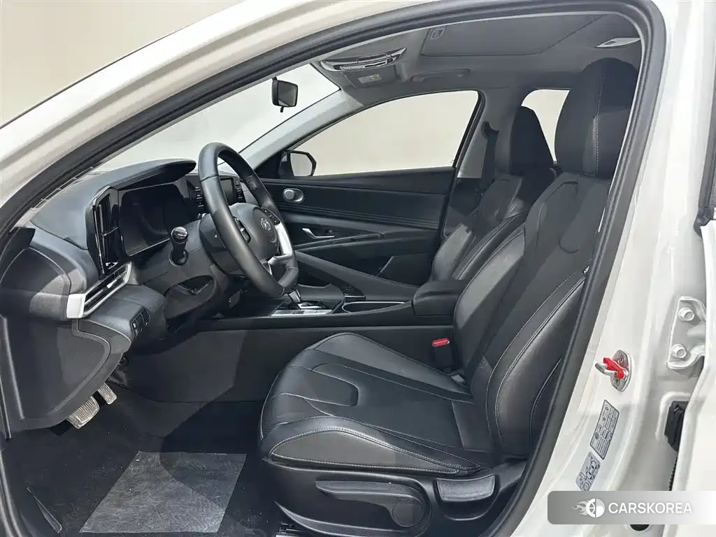 Hyundai Elantra id 4547351 из Китая 8