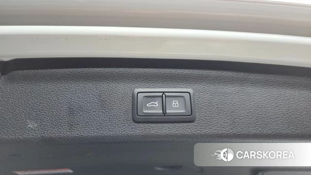 Audi Q3 (F3) id 4528465 из Кореи 8