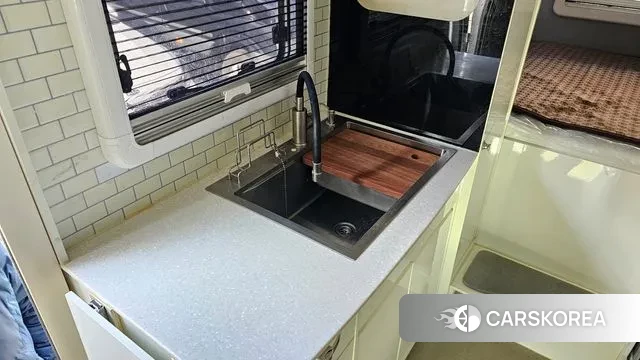 Hyundai Staria id 3437565 из Кореи 8