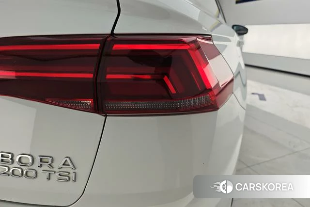 Volkswagen Bora id 4212408 из Китая 8