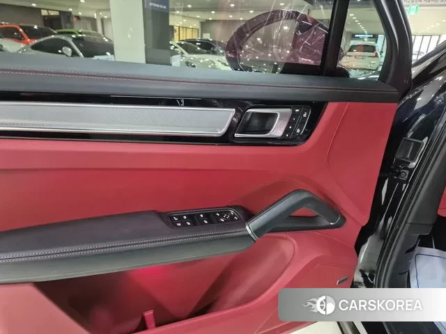 Porsche Cayenne (PO536) id 3685077 из Кореи 8