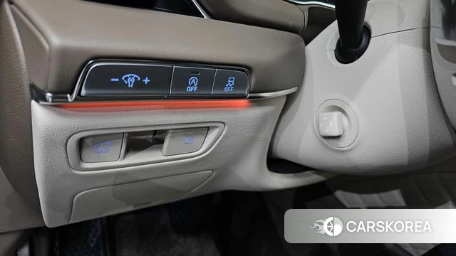 Genesis GV80 id 3940420 из Кореи 8