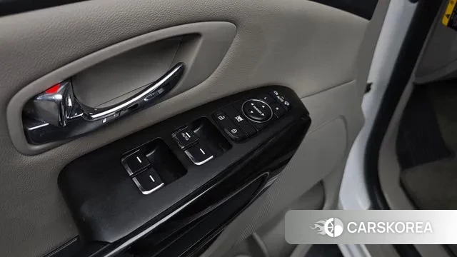 Kia The New Carnival id 3302158 из Кореи 8