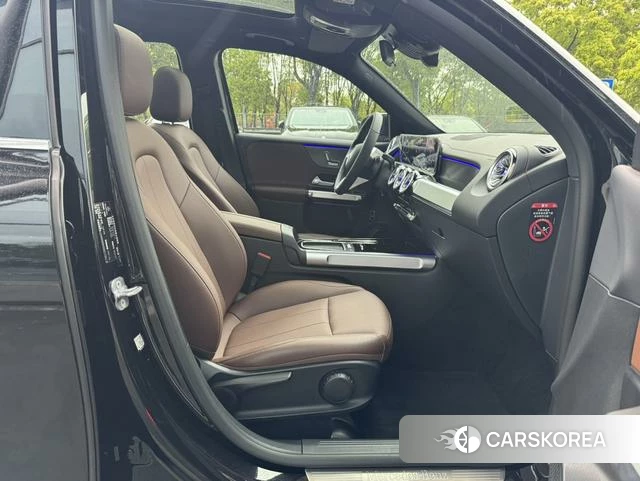 Mercedes-Benz GLB id 4255965 из Китая 8