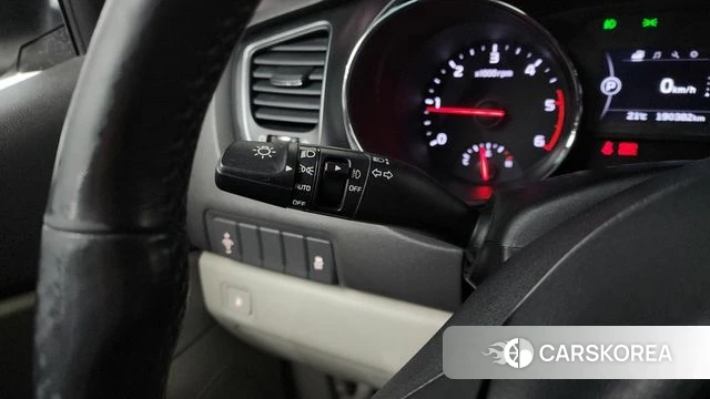 Kia All New Carnival id 4269560 из Кореи 8