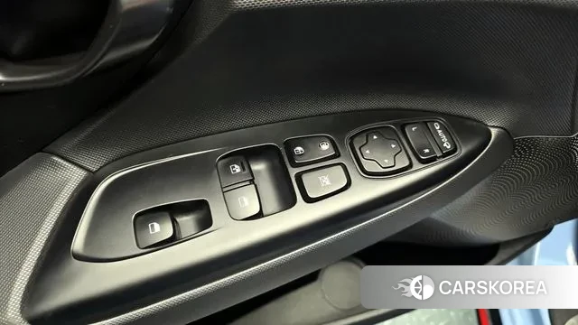 Hyundai Veloster (JS) id 3428944 из Кореи 8