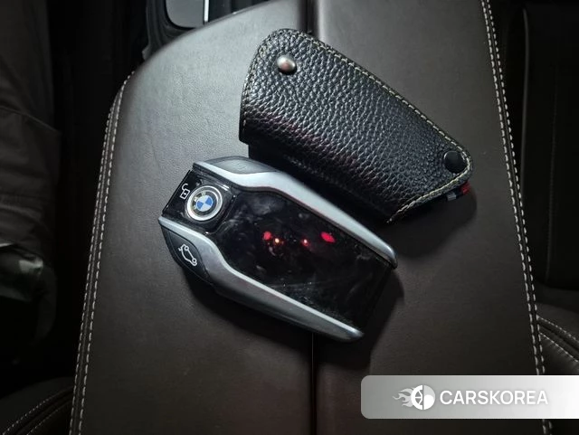 BMW 5 Series (G30) id 4918230 из Кореи 8