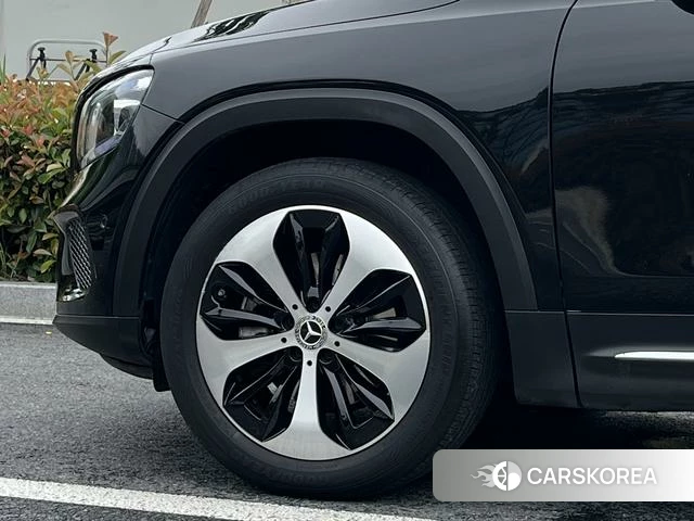 Mercedes-Benz GLB id 4359111 из Китая 8