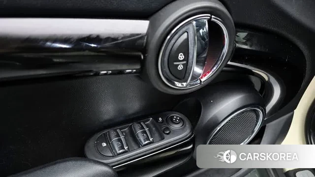 Mini Cooper id 3525873 из Кореи 8