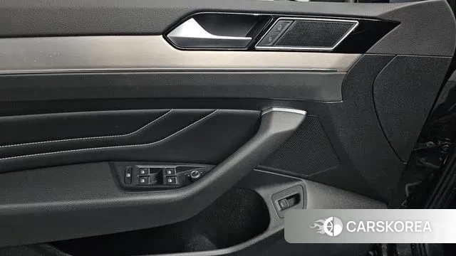 Volkswagen Passat GT (B8) id 3421191 из Кореи 8