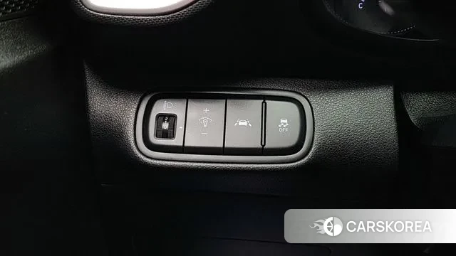 Hyundai Venue id 3407819 из Кореи 8