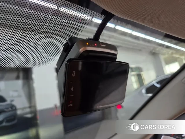 BMW 5 Series (G30) id 3022383 из Кореи 8