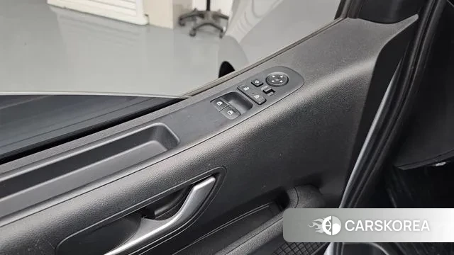 Hyundai Staria id 3301532 из Кореи 8