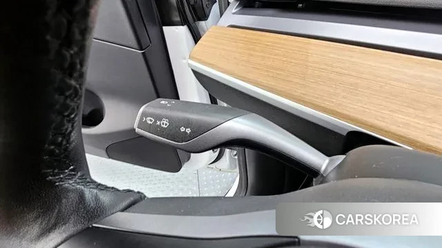 Tesla Model Y id 3263733 из Кореи 8