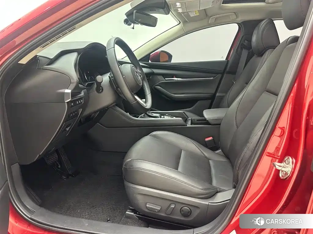 Mazda 3 id 4576496 из Китая 8