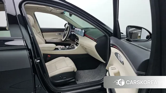 Genesis GV70 id 3596125 из Кореи 8