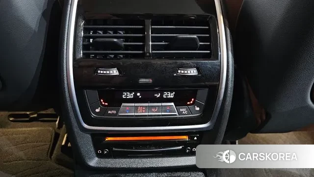 BMW X7 (G07) id 3438879 из Кореи 8