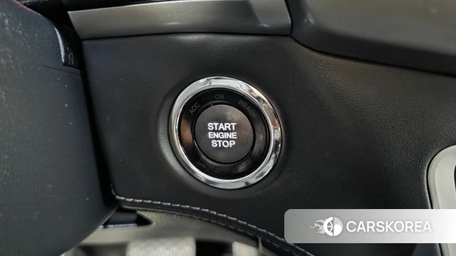 Ssangyong Rexton Sports id 3821161 из Кореи 8