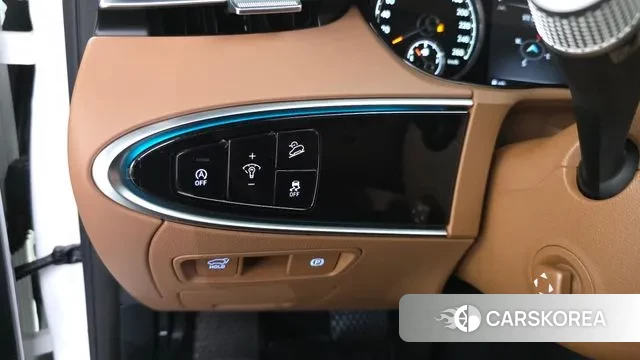 Genesis GV70 id 3042756 из Кореи 8