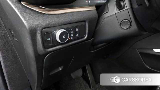 Ford Explorer 6th Generation id 3942216 из Кореи 8