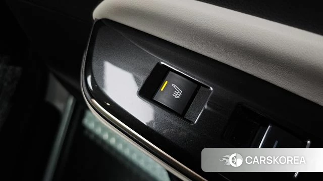 Toyota Crown Crossover id 4539901 из Кореи 8