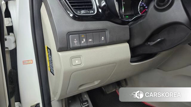 Kia All New Carnival id 4531160 из Кореи 8