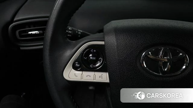 Toyota Prius 4th Generation id 4447651 из Кореи 8