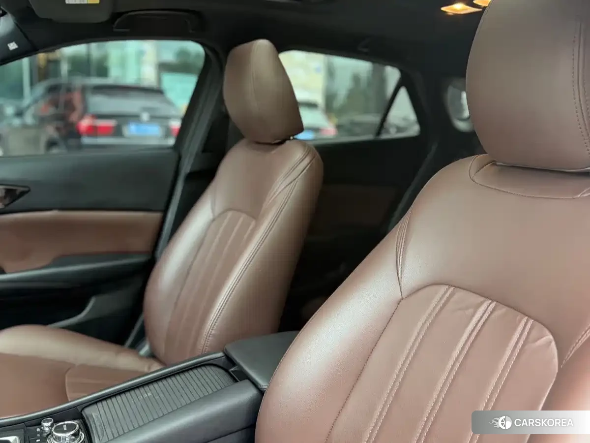 Mazda CX-4 id 4559582 из Китая 9