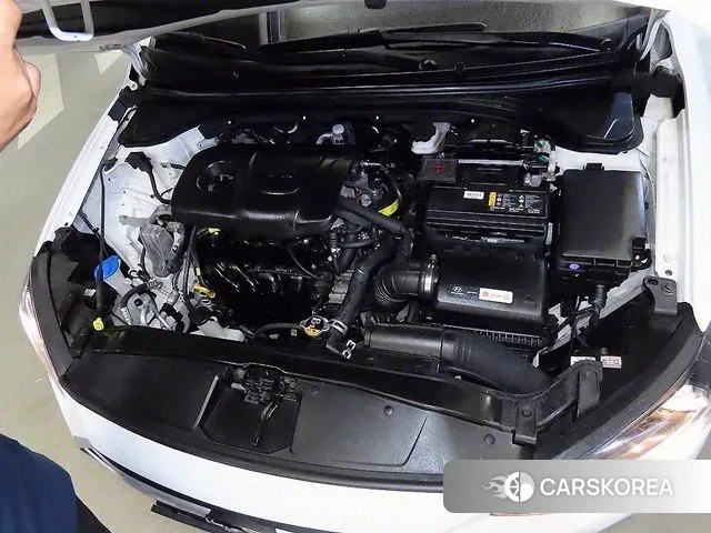 Hyundai Avante AD id 2995773 из Кореи 8