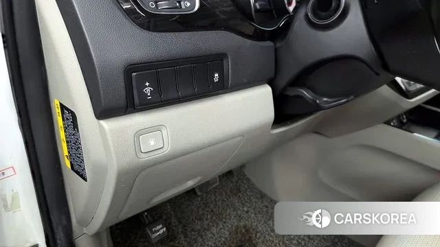 Kia The New Carnival id 2961982 из Кореи 8