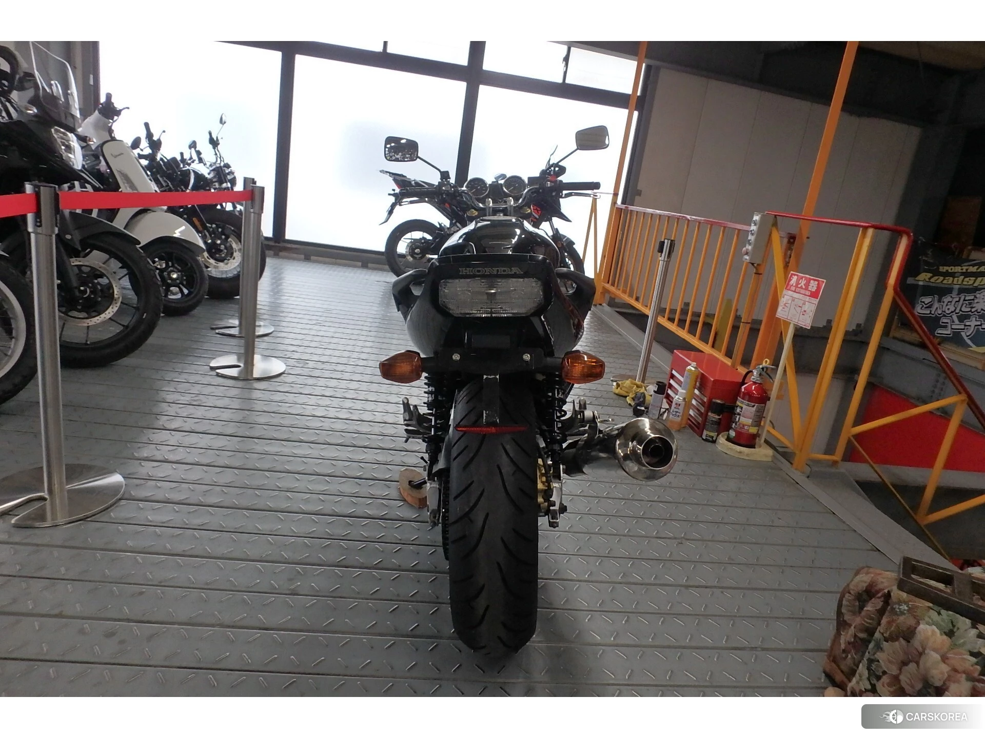 Honda CB400SF id 3950220 из Японии 8